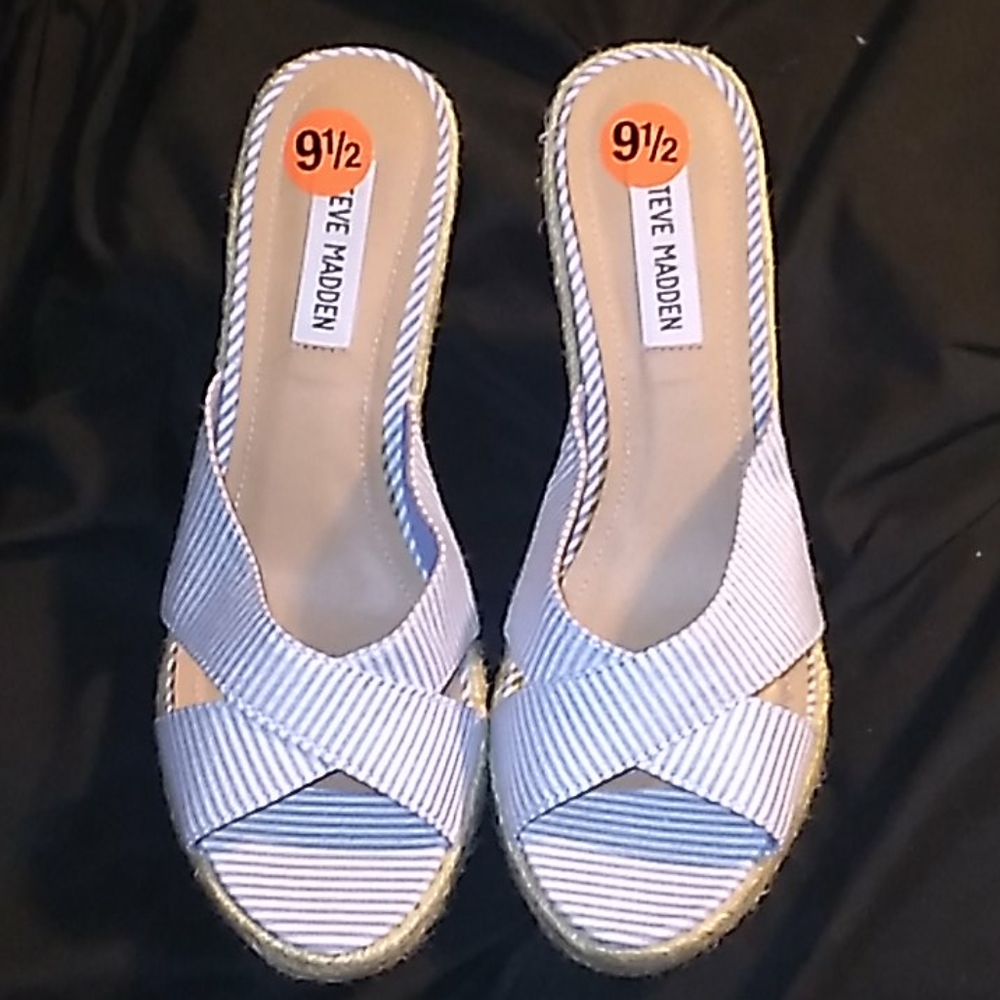 Steve Madden wedges